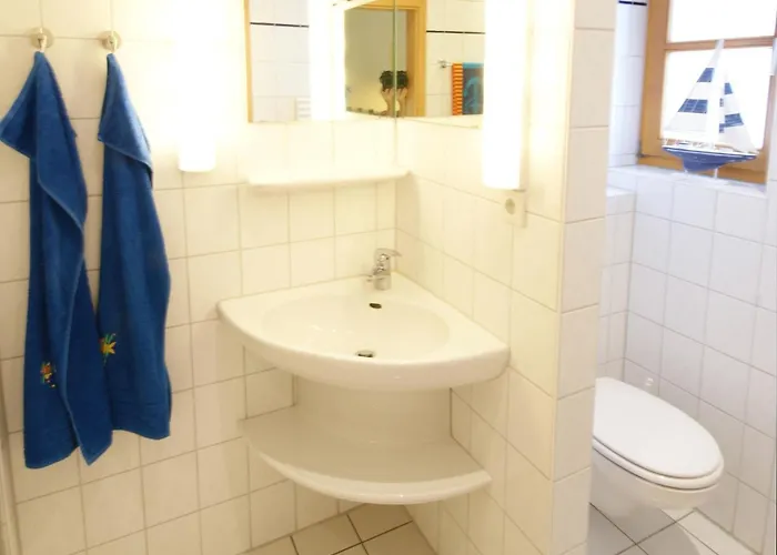 Hoefthus 8 Apartman Neu Reddevitz